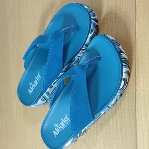 Alegria Sandals Womens  Astara I Got You Babe Flip Flop leather AST-173